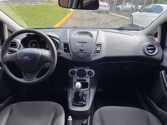FORD-FIESTA-2014