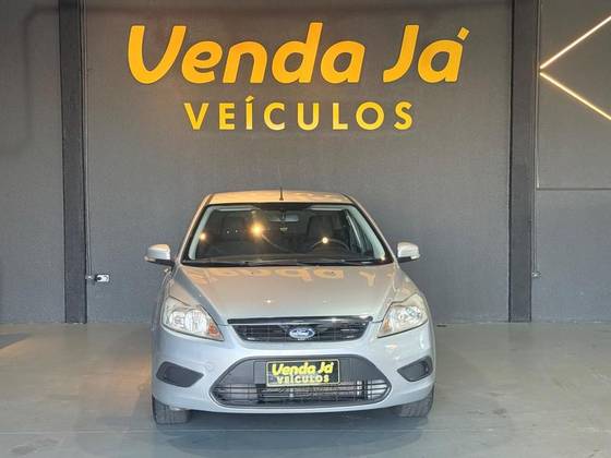 FORD FOCUS 1.6 8V GASOLINA 4P MANUAL