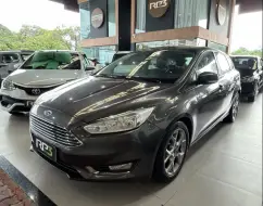 FORD FOCUS 2.0 SE 16V FLEX 4P POWERSHIFT FORD FOCUS 2.0 SE 16V FLEX 4P POWERSHIFT