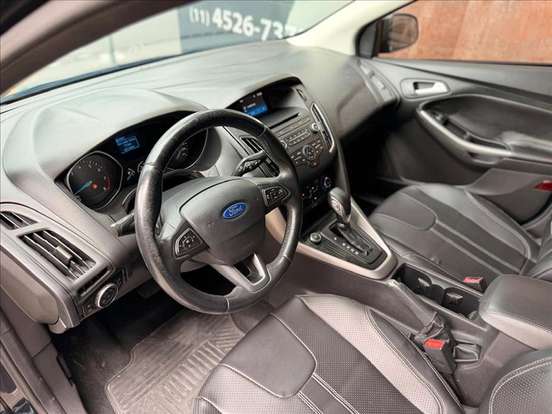 FORD-FOCUS-2016