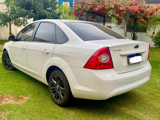 FORD-FOCUS-1.6 GLX SEDAN 16V FLEX 4P MANUAL FORD-FOCUS-2011