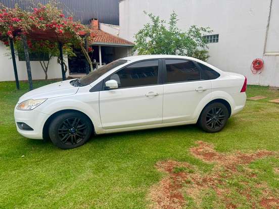 FORD-FOCUS-1.6 GLX SEDAN 16V FLEX 4P MANUAL FORD-FOCUS-2011