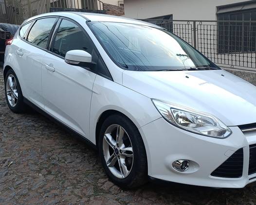 FORD FOCUS 2.0 SE 16V FLEX 4P POWERSHIFT