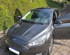 FORD FOCUS 2.0 TITANIUM PLUS 16V FLEX 4P POWERSHIFT FORD FOCUS 2.0 TITANIUM PLUS 16V FLEX 4P POWERSHIFT
