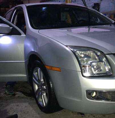 FORD-FUSION-2006
