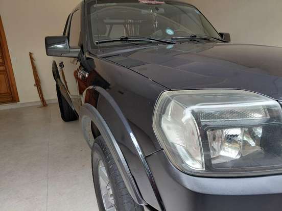 FORD-RANGER-2.3 XLS SPORT 16V 4X2 CS GASOLINA 2P MANUAL FORD-RANGER-2011