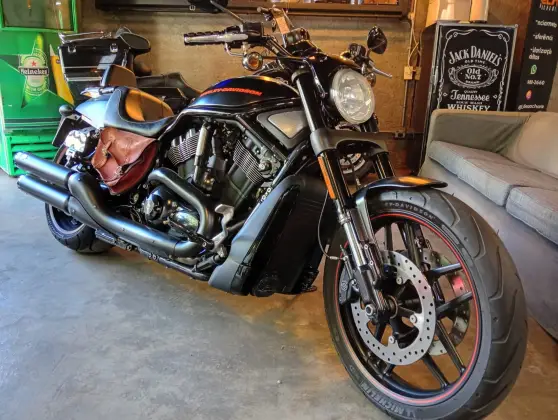 HARLEY-DAVIDSON V ROD NIGHT ROD ESPECIAL HARLEY-DAVIDSON V ROD NIGHT ROD ESPECIAL