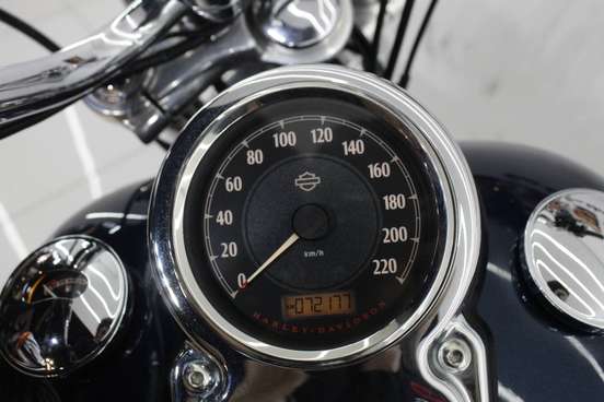 HARLEY-DAVIDSON-DYNA SUPER GLIDE CUSTOM-2013