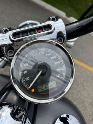HARLEY-DAVIDSON-SOFTAIL BREAKOUT-2015