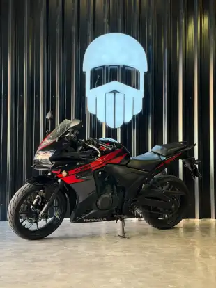 HONDA-CBR 500R ABS-2015