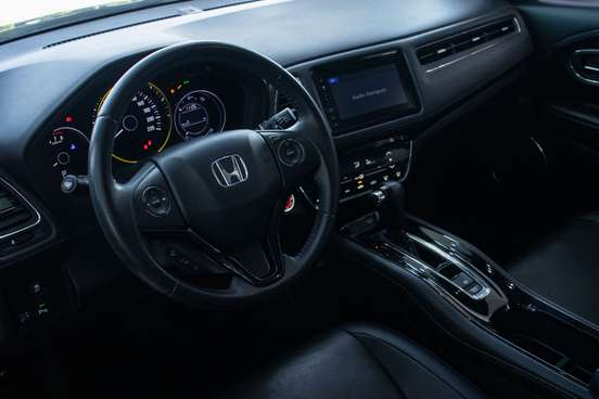 HONDA-HR-V-2021