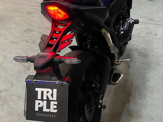 HONDA-CB 650 R ABS HONDA-CB 650 R ABS-2026