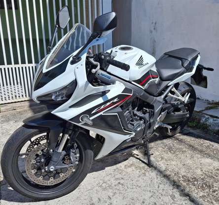 HONDA-CBR 650R ABS-2024