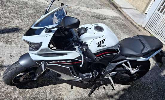 HONDA-CBR 650R ABS-2024