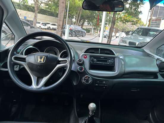 HONDA-FIT-1.4 LX 16V FLEX 4P MANUAL HONDA-FIT-2012
