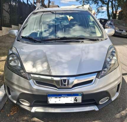 HONDA-FIT-2014