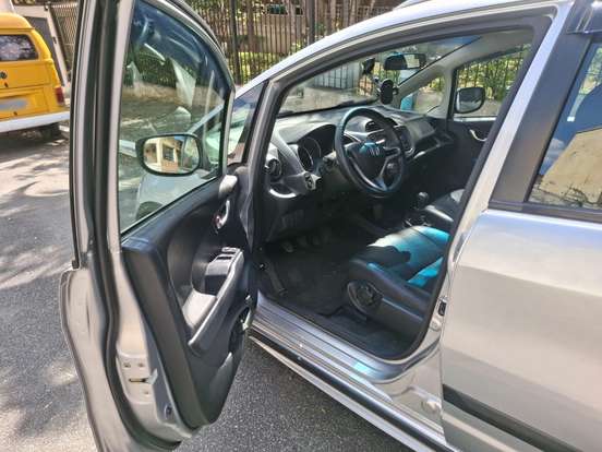 HONDA-FIT-2014