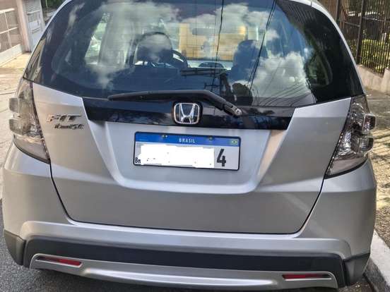 HONDA-FIT-1.5 TWIST 16V FLEX 4P MANUAL HONDA-FIT-2014