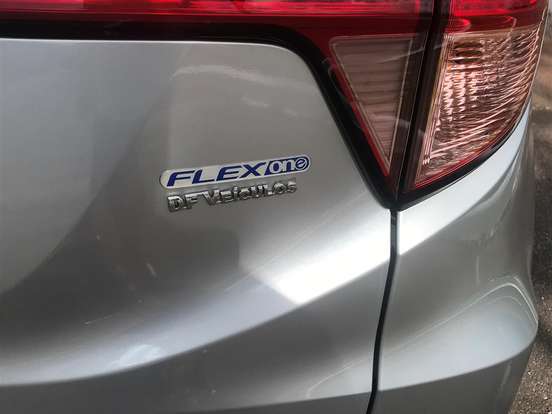 HONDA-HR-V-1.8 16V FLEX EX 4P AUTOMÁTICO HONDA-HR-V-2015