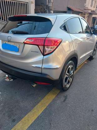 HONDA-HR-V-2015