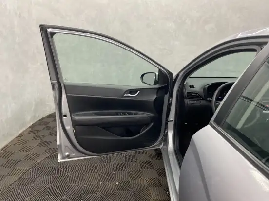 HYUNDAI-HB20-2022