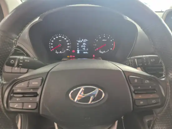 HYUNDAI-HB20-2022