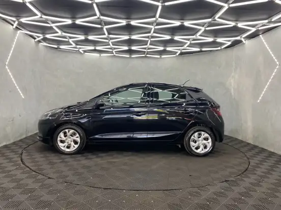 HYUNDAI-HB20-2022