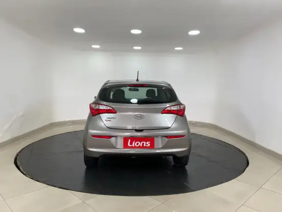 HYUNDAI-HB20-2017