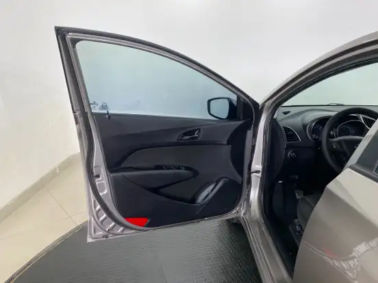 HYUNDAI-HB20-1.0 COMFORT PLUS 12V TURBO FLEX 4P MANUAL HYUNDAI-HB20-2017