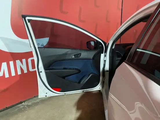 HYUNDAI-HB20-2014