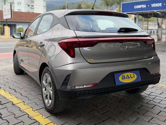 HYUNDAI-HB20-2023