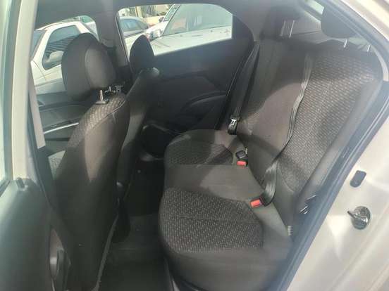 HYUNDAI-HB20-2016