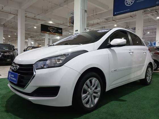 HYUNDAI HB20 1.6 COMFORT PLUS 16V FLEX 4P AUTOMÁTICO