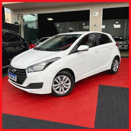 HYUNDAI HB20 1.6 COMFORT PLUS 16V FLEX 4P AUTOMÁTICO