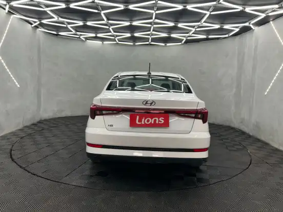 HYUNDAI-HB20S-2024