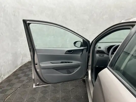 HYUNDAI-HB20S-2022