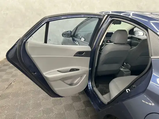 HYUNDAI-HB20S-2024