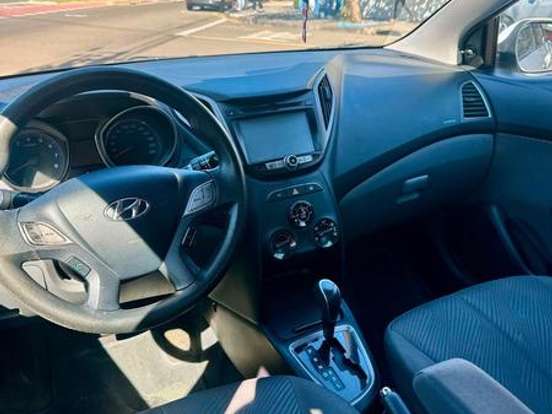 HYUNDAI-HB20S-1.6 COMFORT PLUS 16V FLEX 4P AUTOMÁTICO HYUNDAI-HB20S-2014