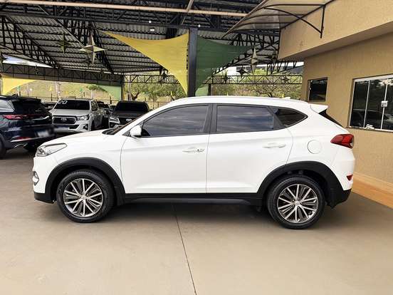 HYUNDAI-TUCSON-2017