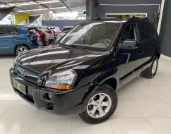 HYUNDAI TUCSON 2.0 MPFI GLS 16V 143CV 2WD GASOLINA 4P AUTOMÁTICO HYUNDAI TUCSON 2.0 MPFI GLS 16V 143CV 2WD GASOLINA 4P AUTOMÁTICO