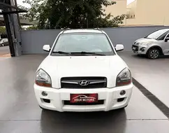 HYUNDAI TUCSON 2.0 MPFI GLS 16V 143CV 2WD FLEX 4P AUTOMÁTICO HYUNDAI TUCSON 2.0 MPFI GLS 16V 143CV 2WD FLEX 4P AUTOMÁTICO