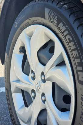 HYUNDAI-HB20-2024