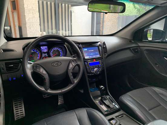 HYUNDAI-I30-1.8 MPI 16V GASOLINA SÉRIE LIMITADA 4P AUTOMATICO HYUNDAI-I30-2014