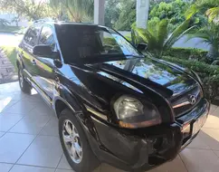 HYUNDAI TUCSON 2.0 MPFI GLS 16V 143CV 2WD FLEX 4P AUTOMÁTICO HYUNDAI TUCSON 2.0 MPFI GLS 16V 143CV 2WD FLEX 4P AUTOMÁTICO