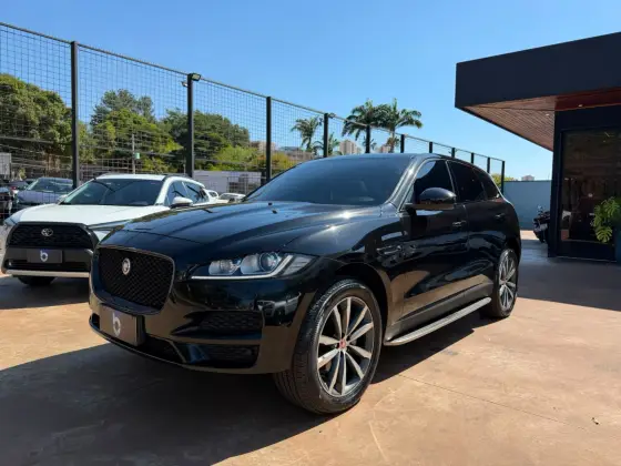 JAGUAR F-PACE 2.0 16V INGENIUM PRESTIGE AWD 4P AUTOMÁTICO JAGUAR F-PACE 2.0 16V INGENIUM PRESTIGE AWD 4P AUTOMÁTICO