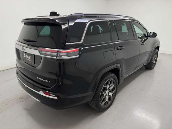 JEEP-COMMANDER-2024