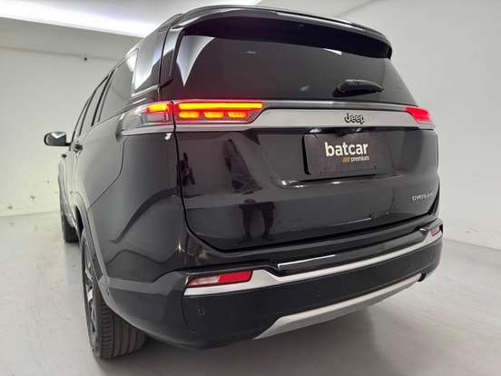 JEEP-COMMANDER-2024