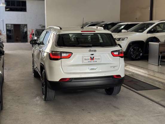 JEEP-COMPASS-2024