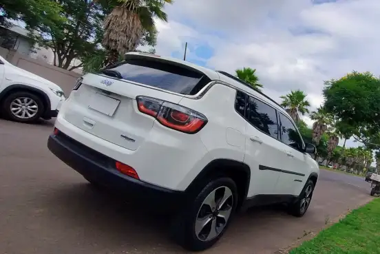 JEEP-COMPASS-2017