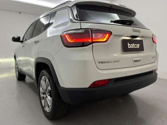JEEP-COMPASS-2022